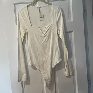 Free People Pippa V-wire long sleeve bodysuit- NWT